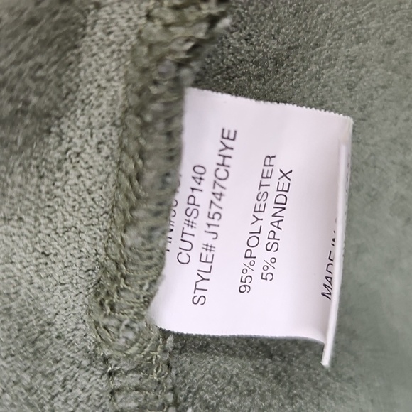 Love On A Hanger Stretch Velvety Corduroy Moss Green Bell Bottom Pants Junior M - Picture 4 of 4